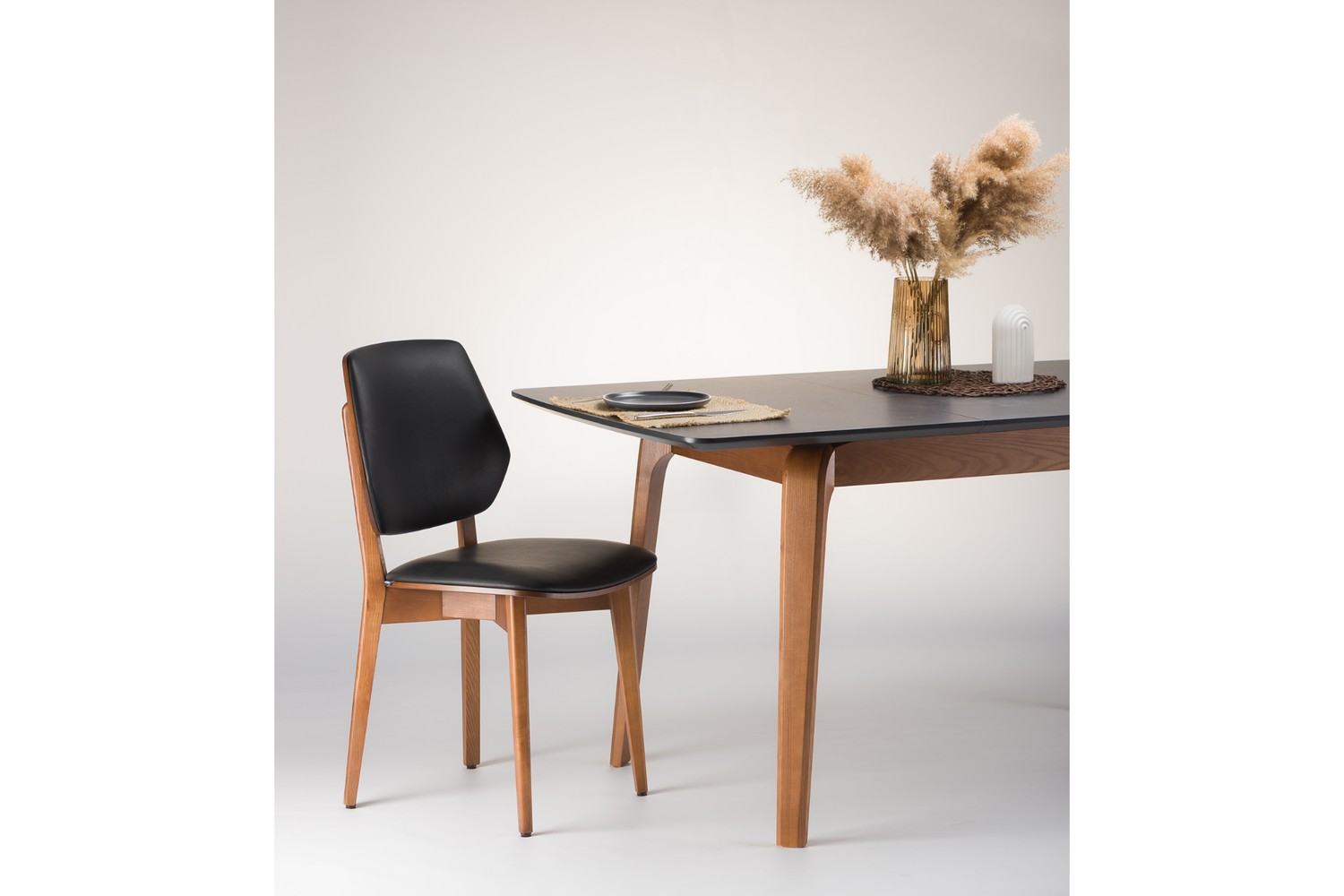Обеденный комплект: стол Спейс и стулья 03В 14-31 фото