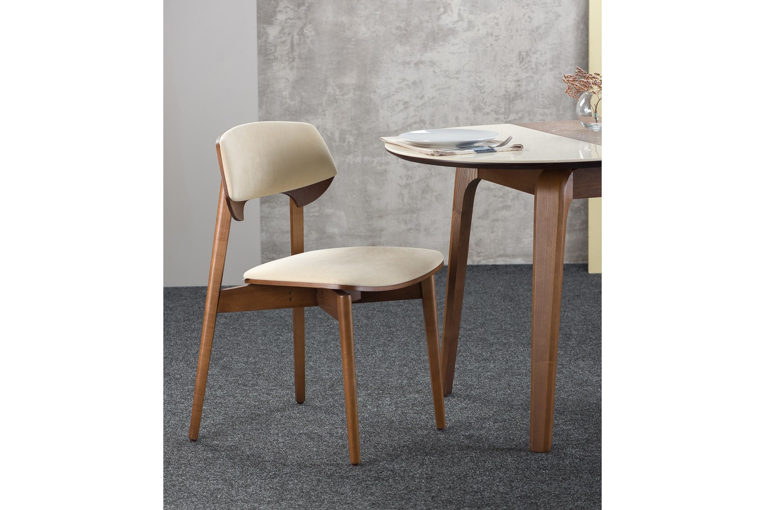 Обеденный комплект: стол Спейс Овал и стулья Корса 14-32 фото
