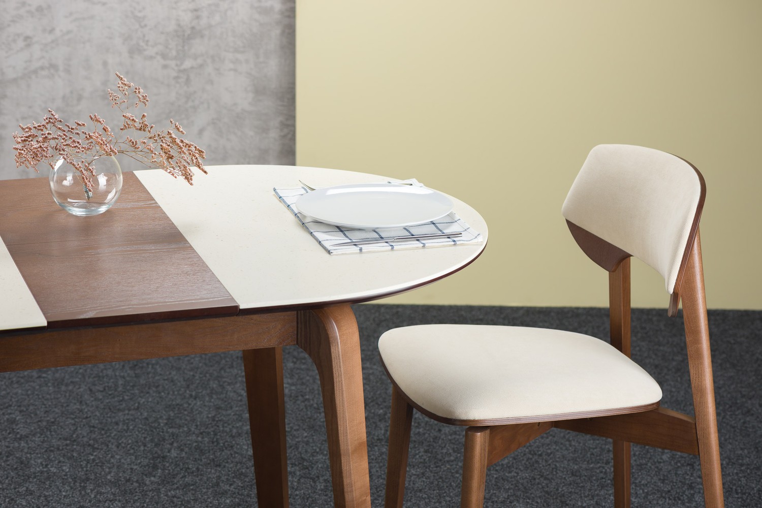 Обеденный комплект: стол Спейс Овал и стулья Корса 14-32 фото