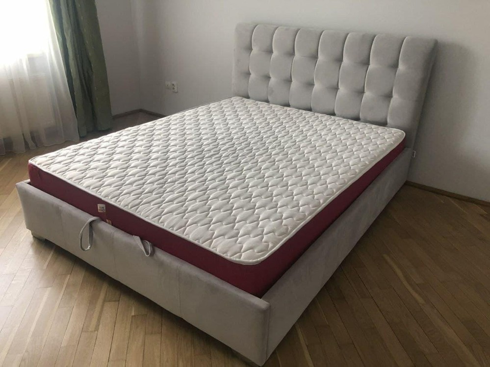 Ліжко Кантрі з підйомним механізмом Novelty™