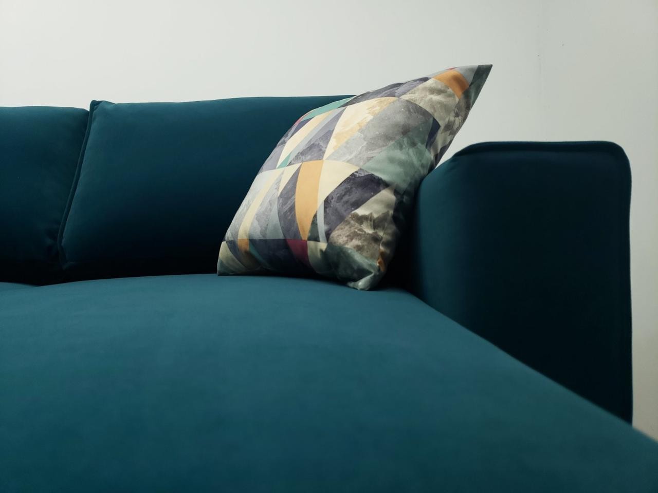 Угловой диван Руди 247/108,ножки натуральный цвет дерева,ткань Spark 09(голубая),угол 7 как на фото 03-26-order фото