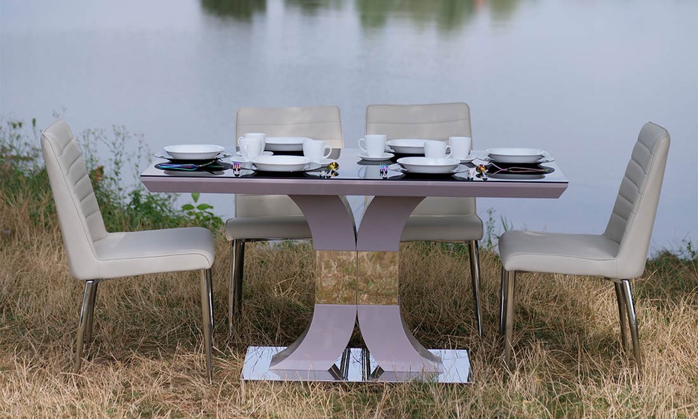 Обідній комплект: стіл Космо і стільці Арно Prestol™